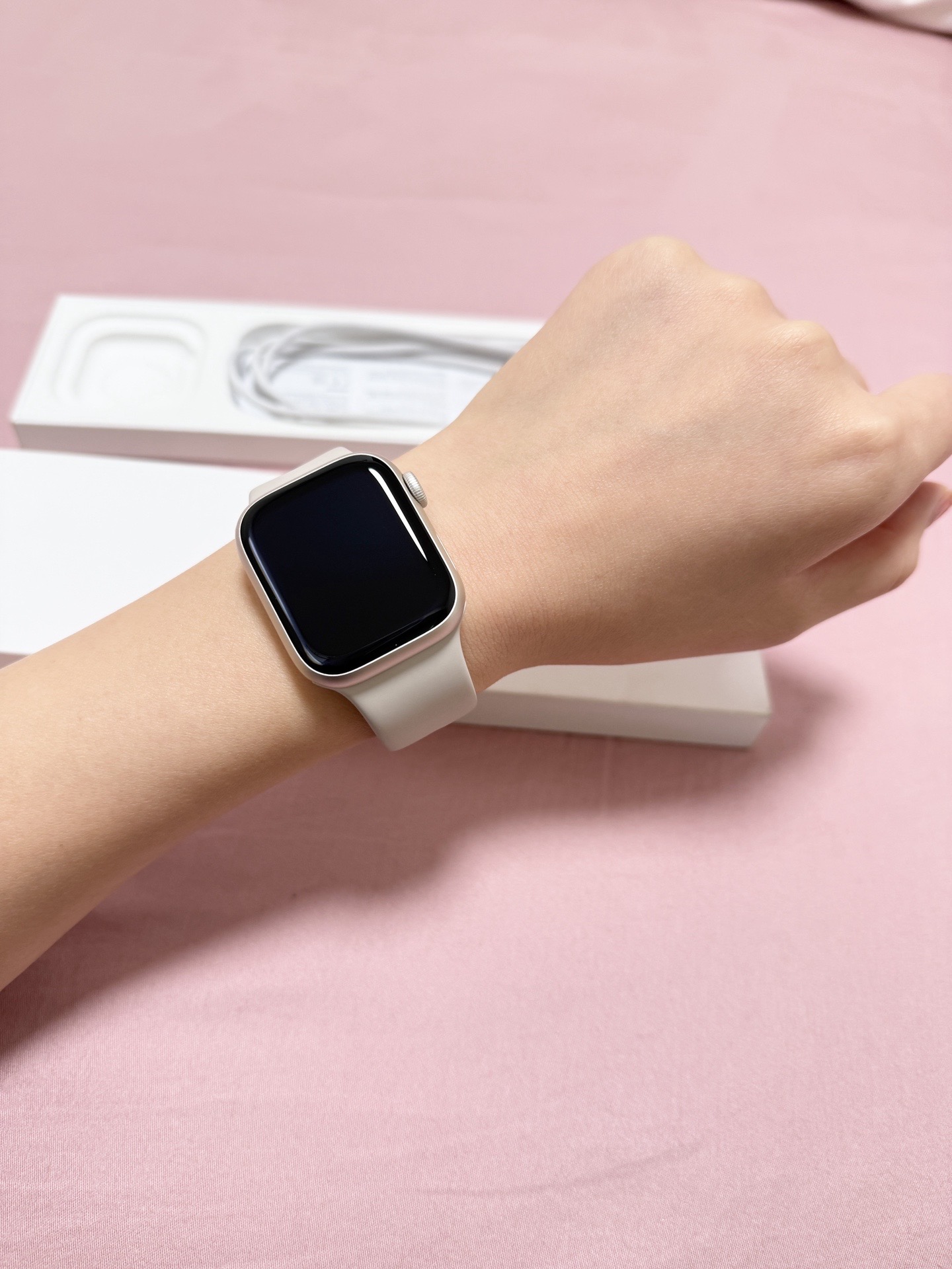 苹果手表男版女版的区别(苹果手表男生戴什么颜色好看)-第1张图片-有道翻译官网 苹果手表男版女版的区别(苹果手表男生戴什么颜色好看)-第1张图片-有道翻译官网